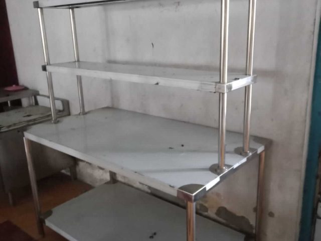 Meja Kerja W1 (Undershelf + Rak Atas)